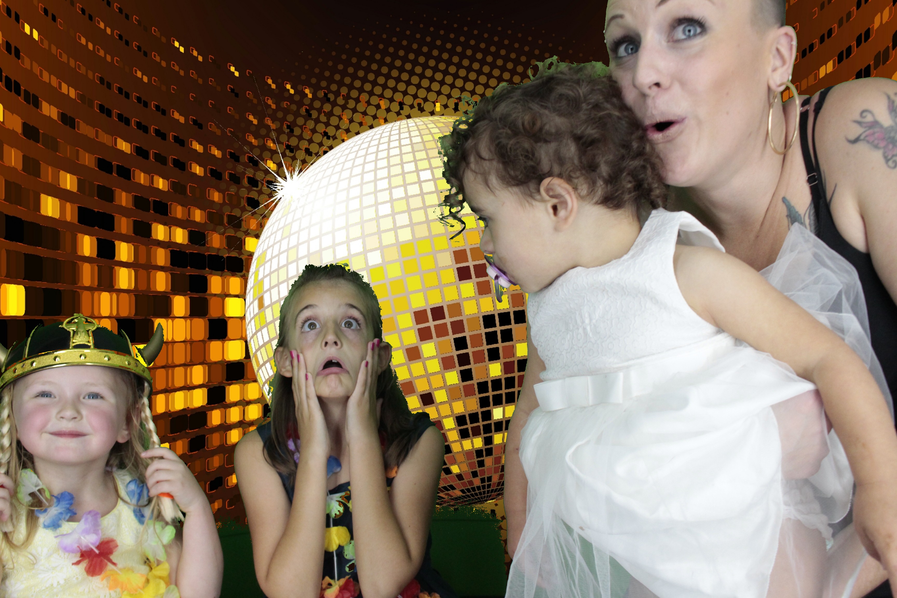 Mr & Mrs Hack's Wedding | View more photos from the event at gallery.myphotoboothexperience.co.uk/u/MyPhotoBoothExperienceLtd/Mr-Mrs-Hacks-Wedding